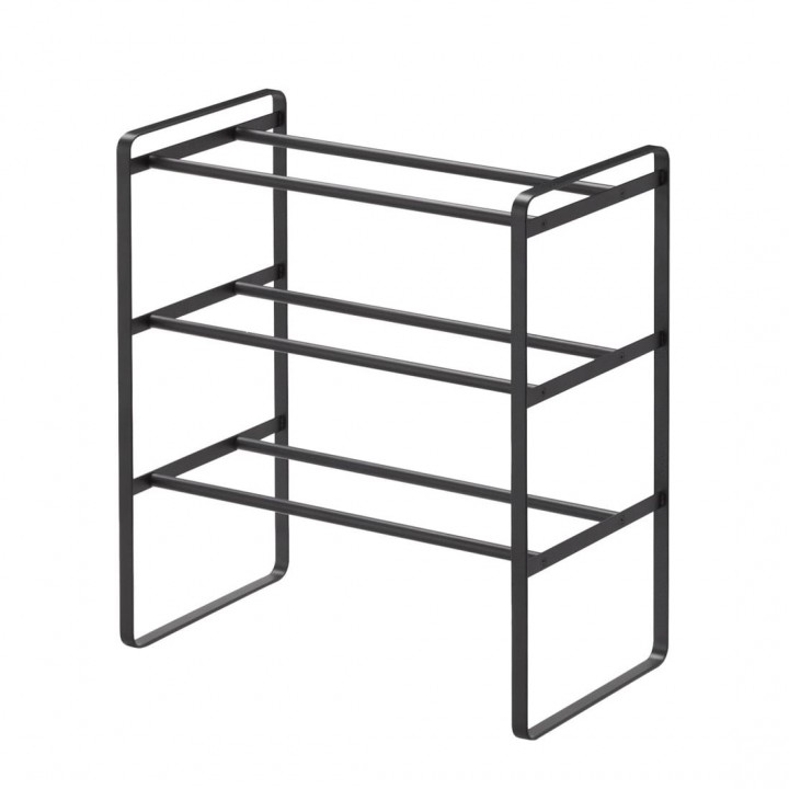 https://www.designisthis.com/media/catalog/product/cache/2/image/720x/9df78eab33525d08d6e5fb8d27136e95/f/r/frame_3-tiered_expandable_shoe_rack_black_-_yamazaki_1_.jpg